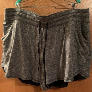 Livi Active athletic shorts